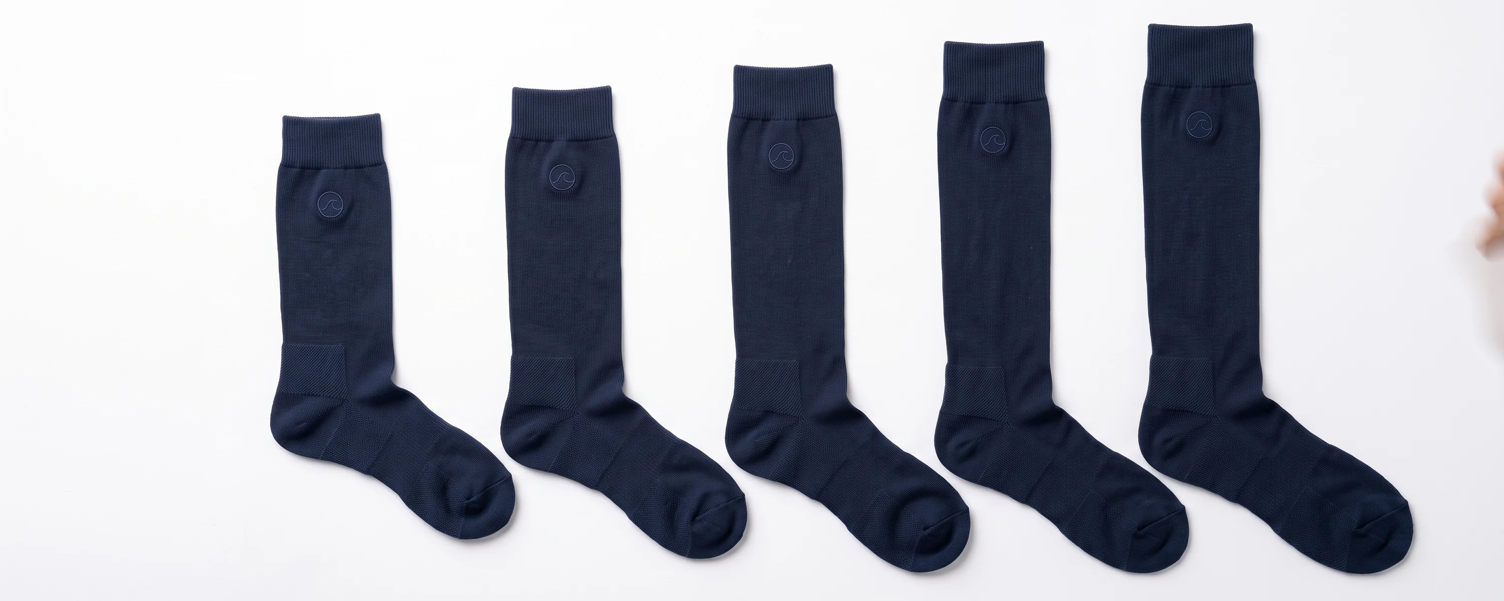 Cinco calcetines de equitación de la talla infantil más pequeña a la talla de adulto más grande
