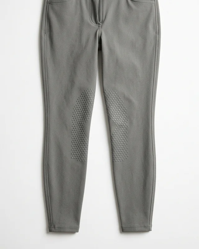 Breech gris con el mismo knee grip en plano