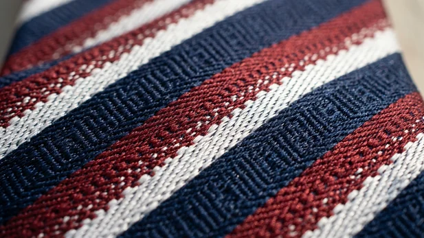 Rayas de club tejidas en jacquard